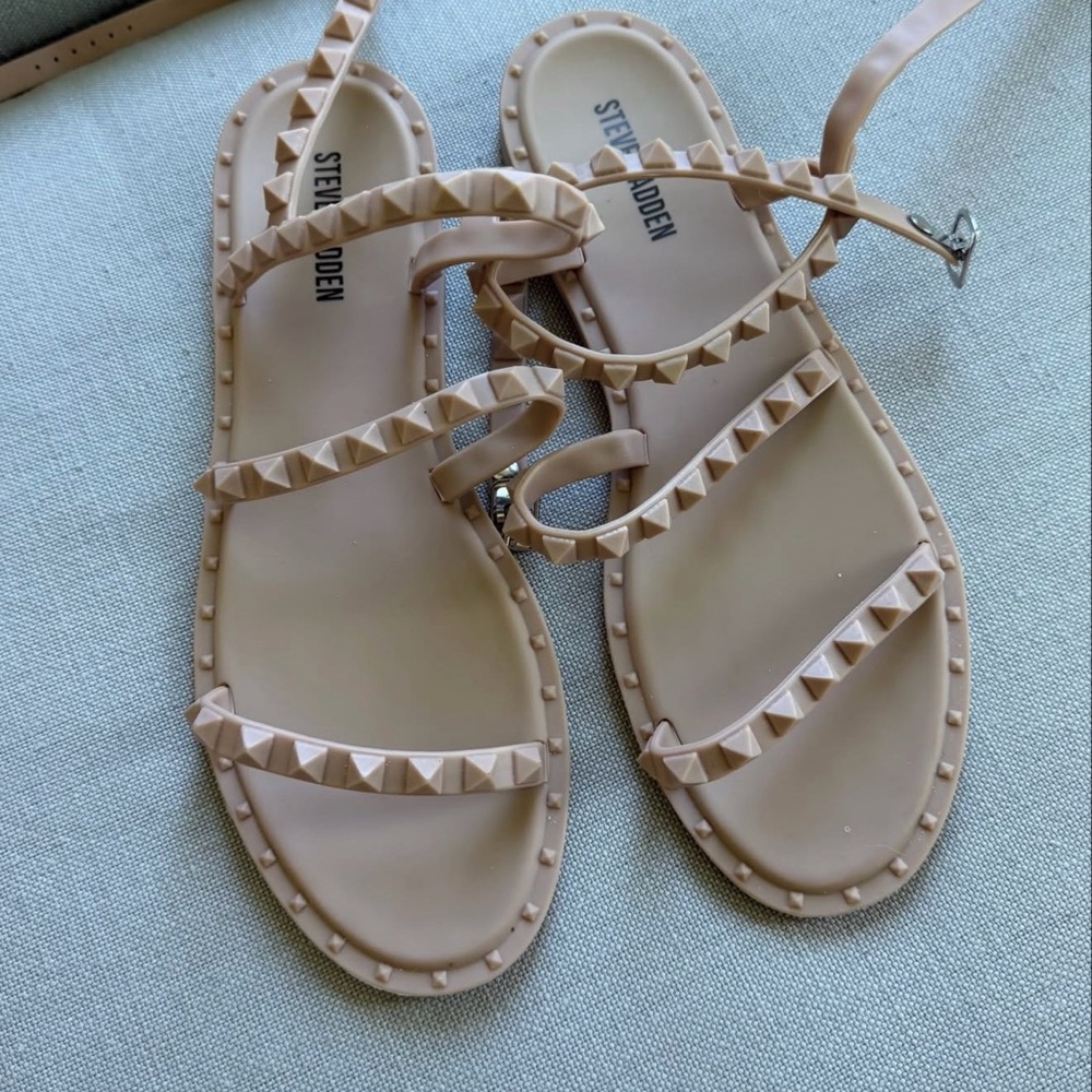 Steve Madden Womens Studded Jelly Strappy Sandals Nude Size 8